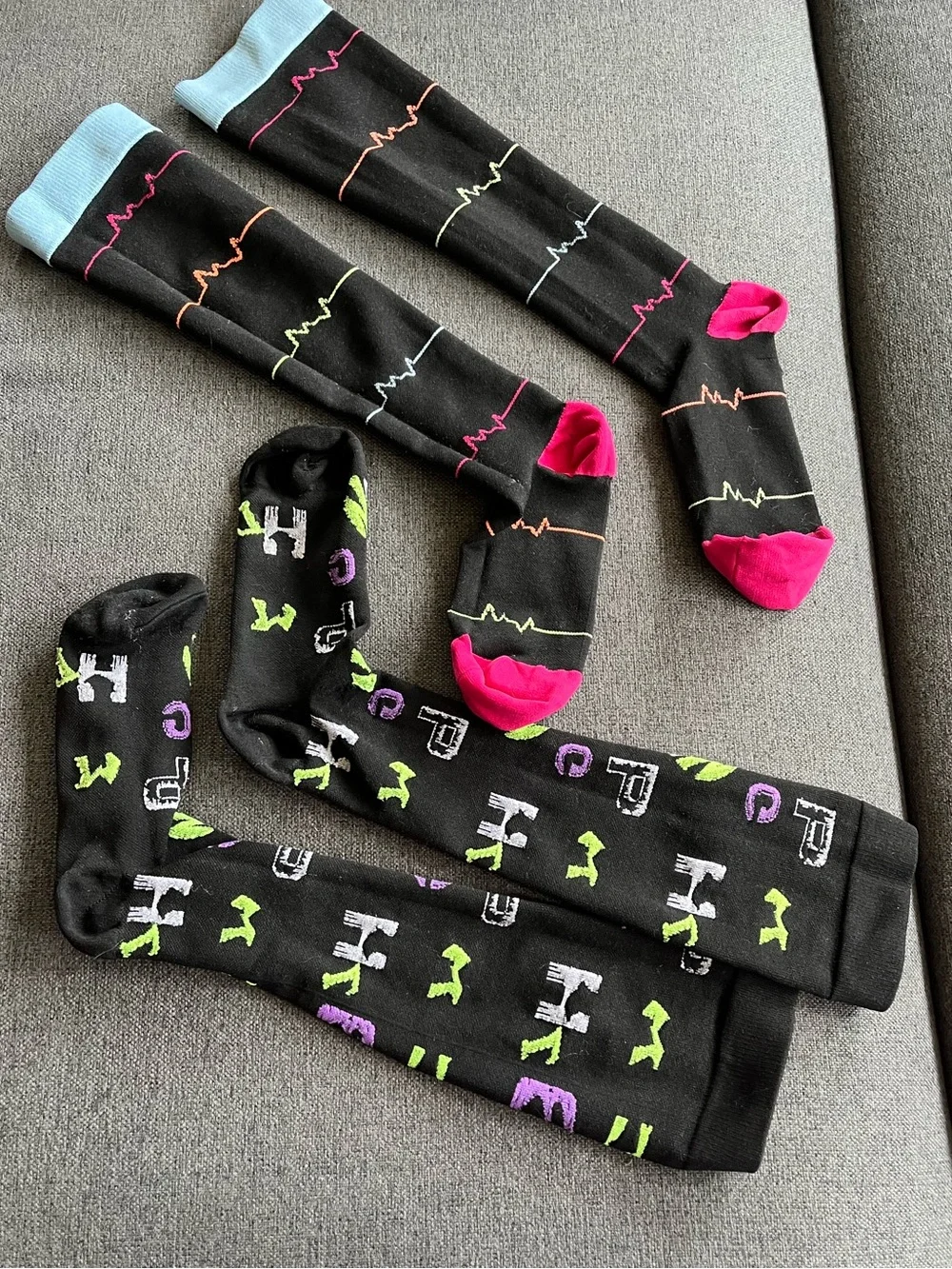 2 Pairs  Compression Socks Knee-High size S/M Neon Accent Designs Heart